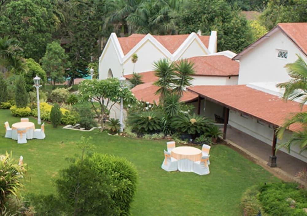 Cama Rajputana Club Resort Mount Abu Luaran gambar